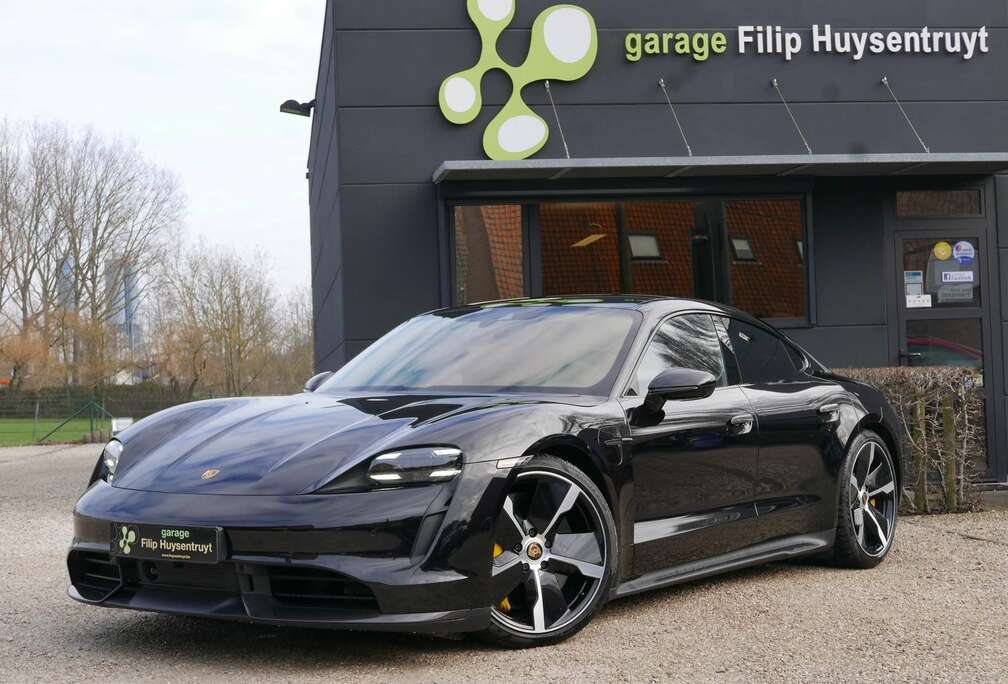 Porsche Turbo S + Ceramic - Pano - Carbon - Pass. Display