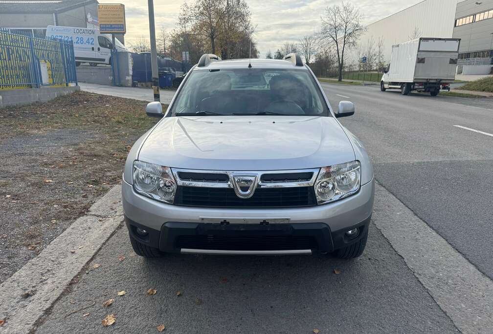 Dacia Duster 1.6i 4x2 Prestige