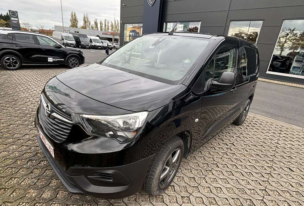 Opel combo cargo Edition L1 H1.  1,5  turbo