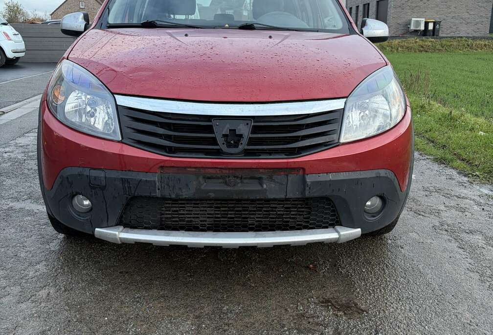 Dacia 1.5 dCi pret à immatriculer