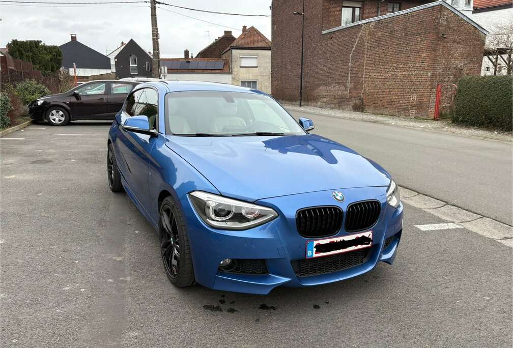 BMW 116i Pack M Estoril blue