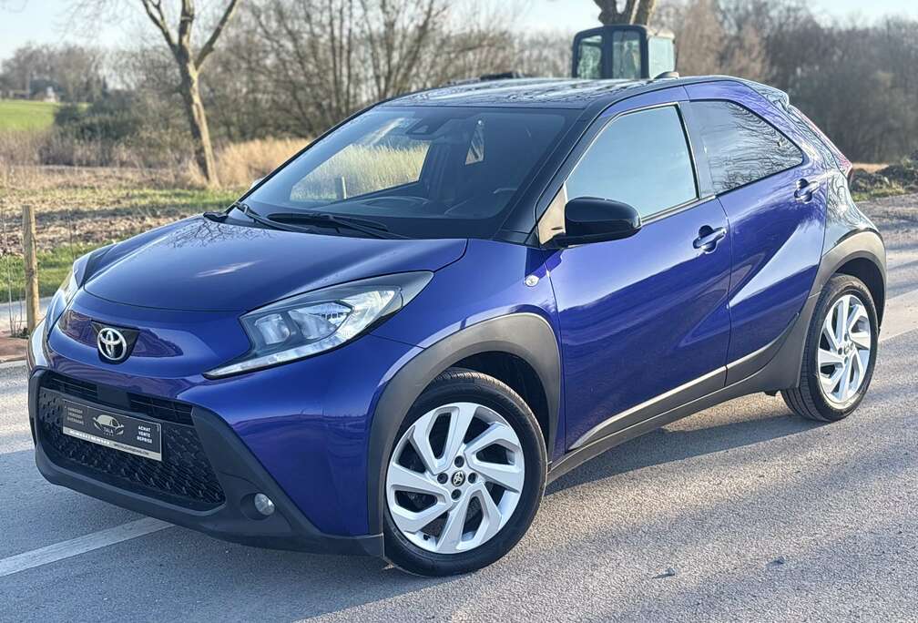 Toyota 1.0 VVT-I CAMERA AIRCO CAR PLAY GARANTIE JANTES