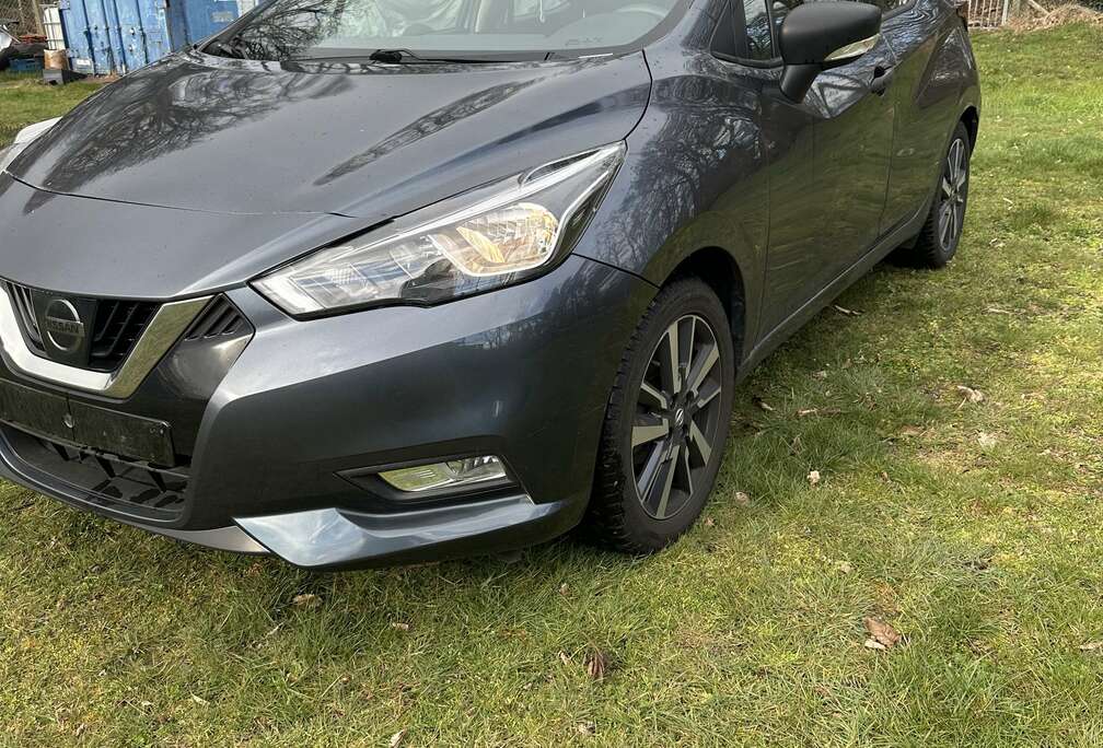 Nissan 1.0 Visia Plus