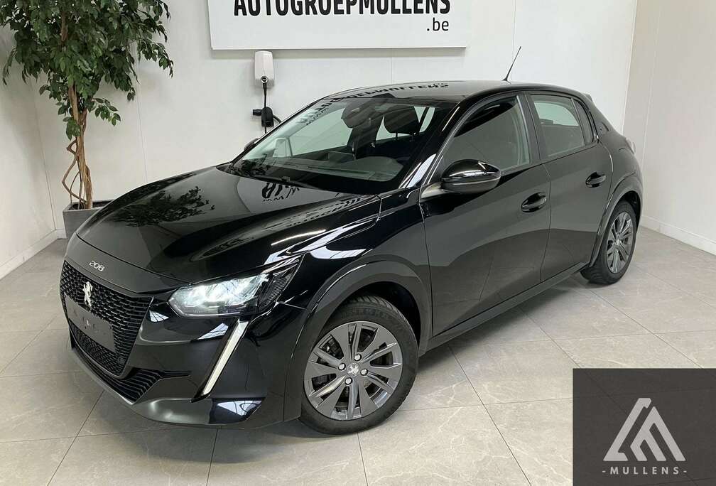 Peugeot e-208 Style