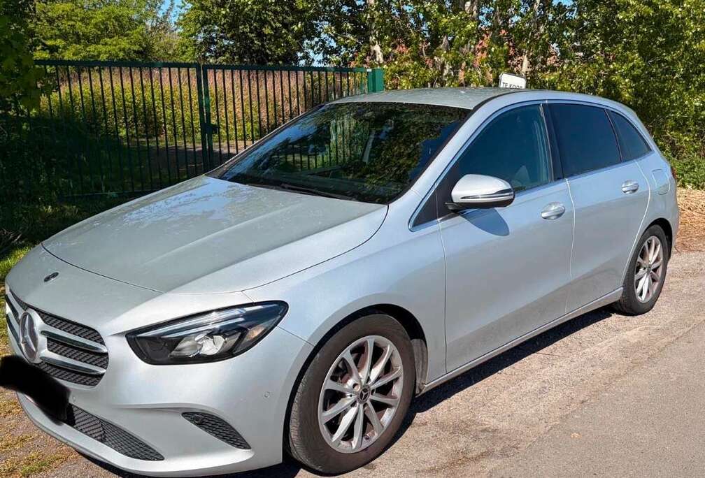 Mercedes-Benz B 200