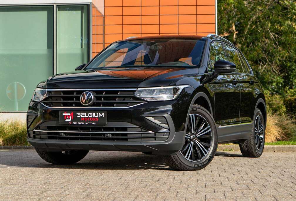 Volkswagen - 1.5 TSI Active - DSG - HeadUp - Virtual - ACC - Carplay