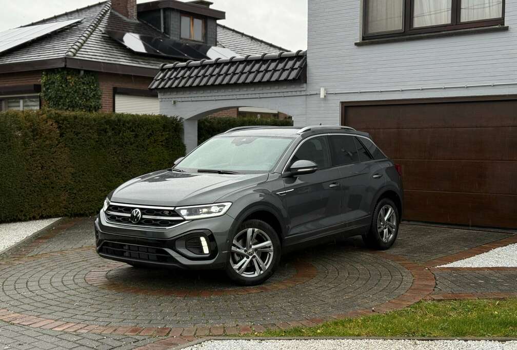 Volkswagen R-Line/Carplay/IQ-Light/Digital cockpit/Garantie