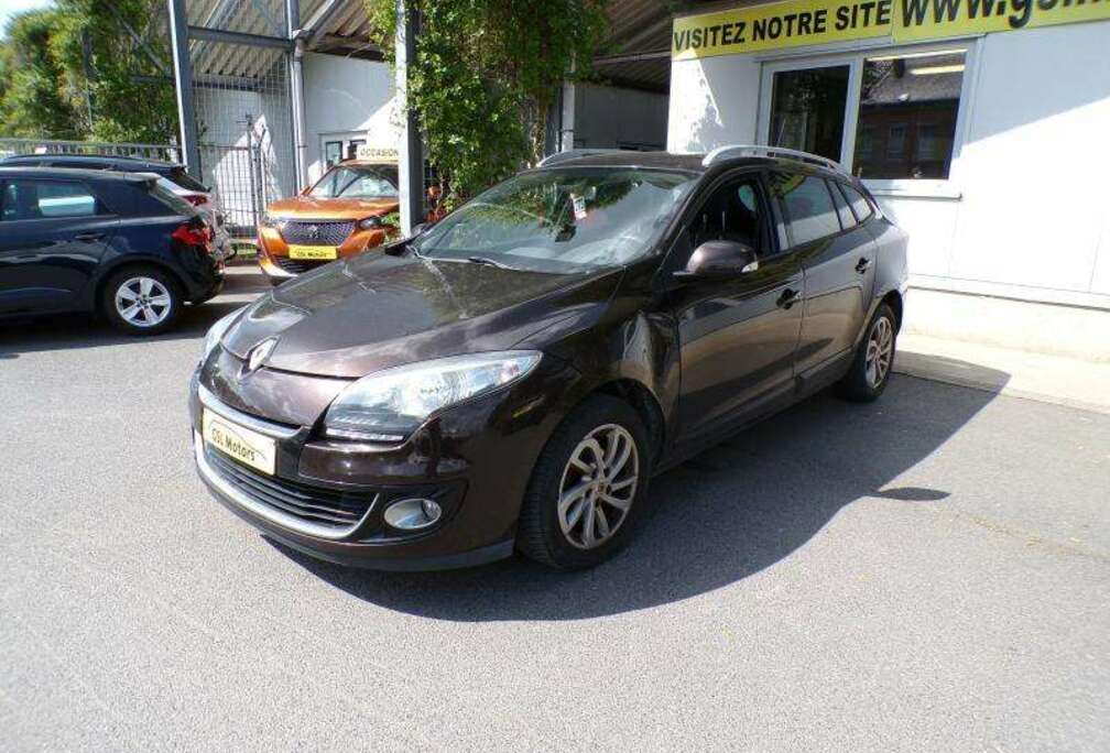 Renault break 1.2TCe 115cv brun 04/13 Airco Cruise CD