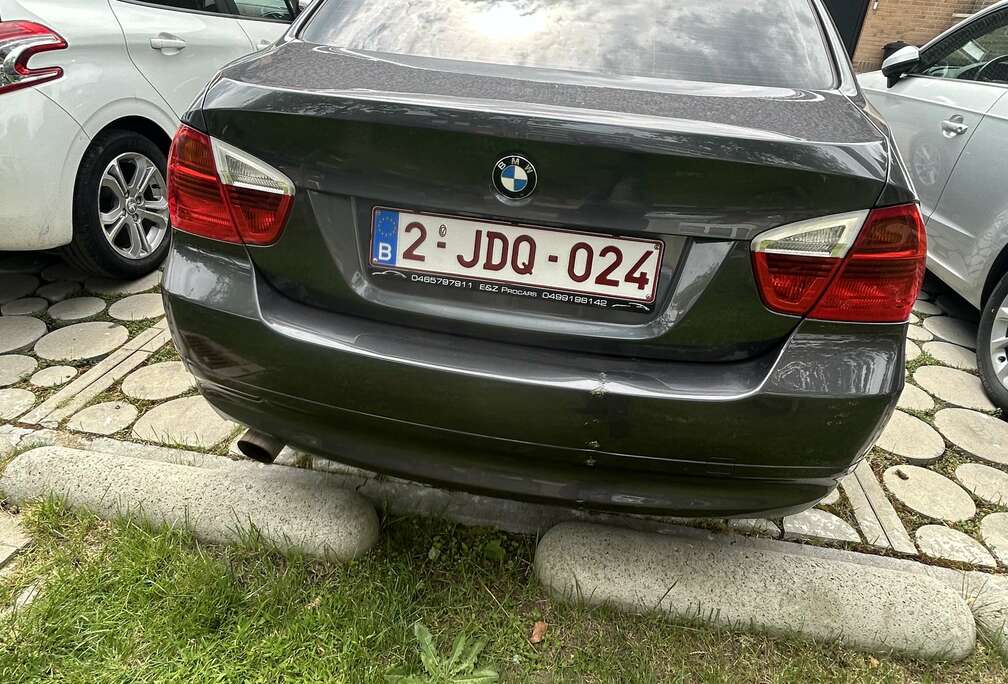 BMW 318i