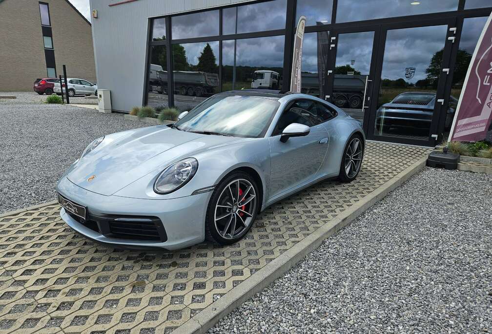 Porsche *** 992 4s , full options , sport chrono , pdcc ,bose etc ***