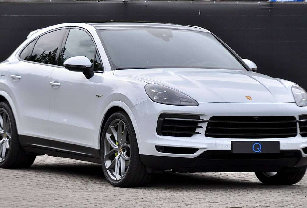 Porsche COUPE PHEV PANO BOSE SPORT CHRONO 360° CAM