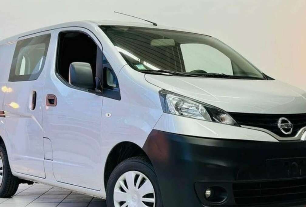 Nissan 1.5 Premium