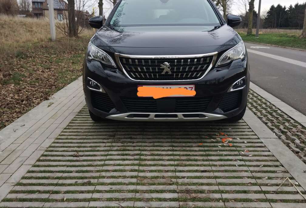 Peugeot 5008 1.5 BlueHDi Allure
