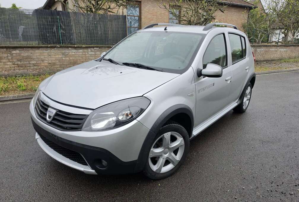 Dacia Sandero Stepway 1.6i Stepway