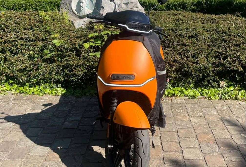 EK1