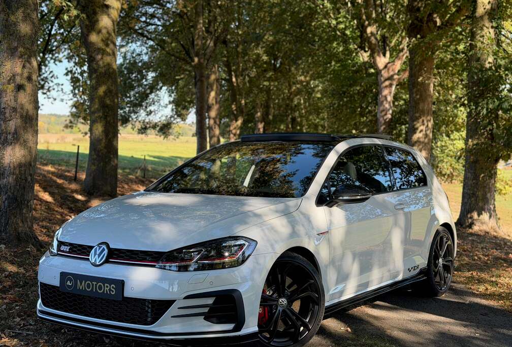 Volkswagen TCR DSG 290cv - Toit ouvrant - Discover Pro