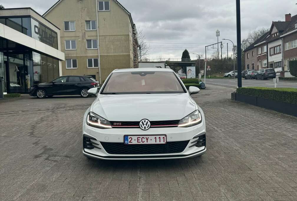 Volkswagen 2.0 TSI Performance DSG