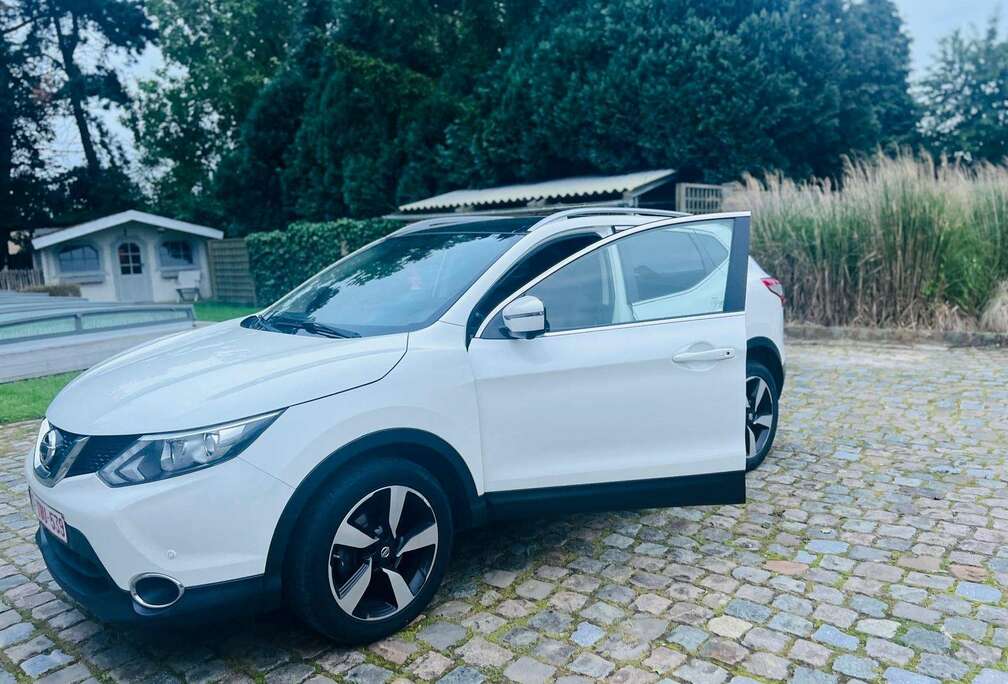 Nissan Qashqai 1.2 DIG-T TEKNA