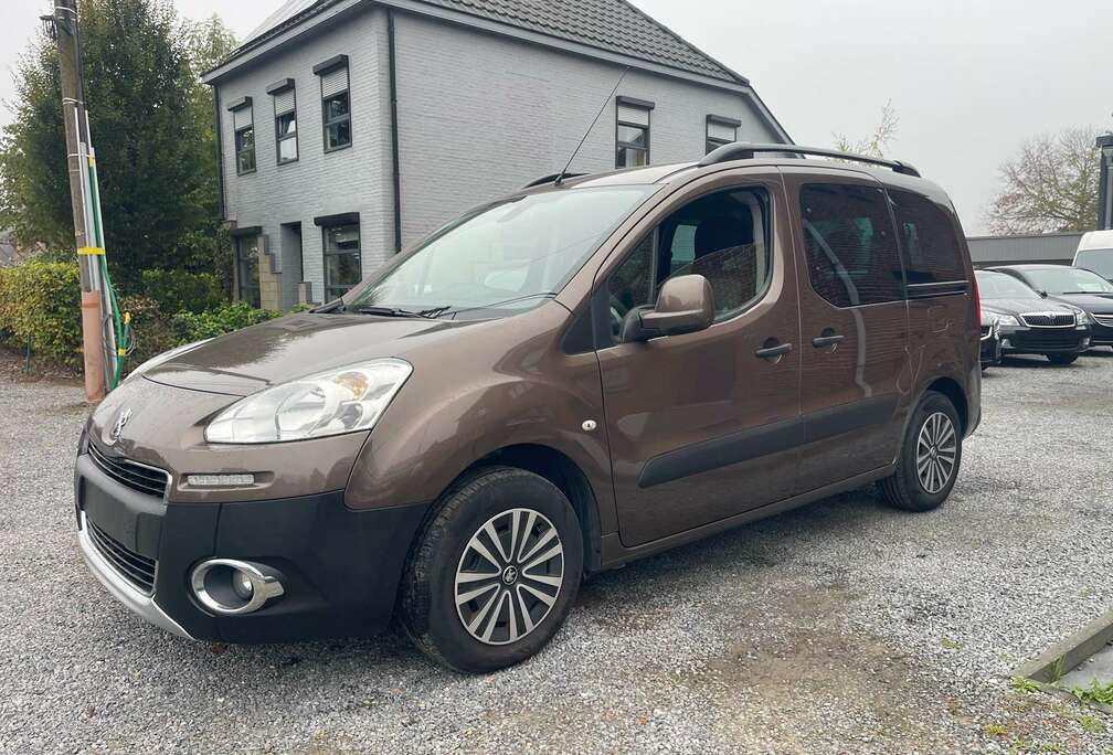 Peugeot Tepee 1.6 HDi,Airco,Sensoren,1e eigenaar,...