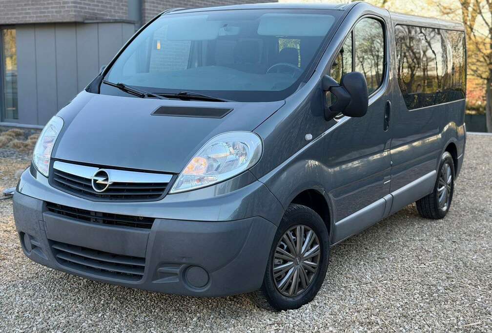 Opel Passenger 2.0 CDTi ECOFLEX Cosmo DPF