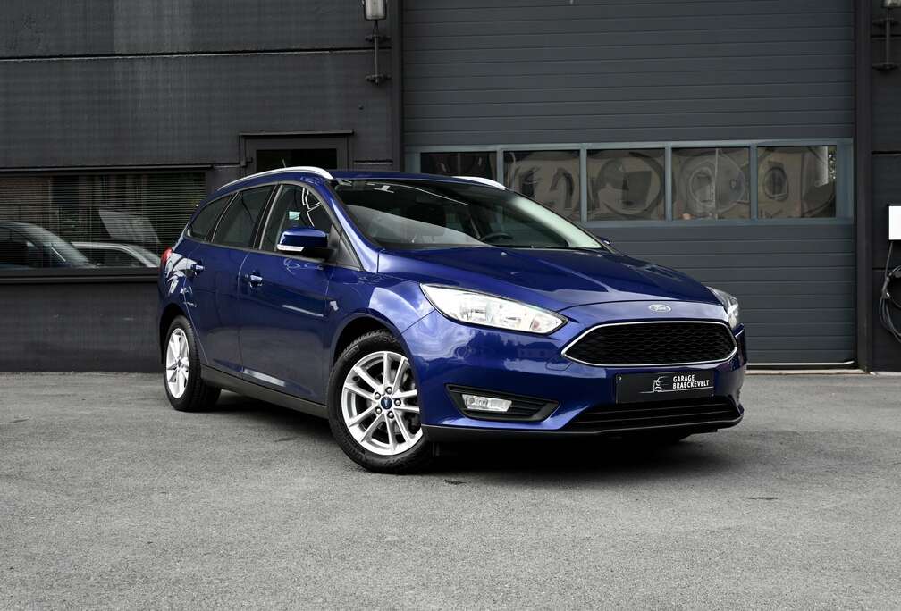 Ford 1.0 EcoBoost SYNC Edition - Airco - CruiseControl - Bluetooth - 16\
