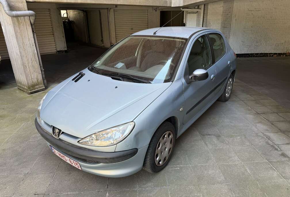 Peugeot 1.1i Enfant Terrible