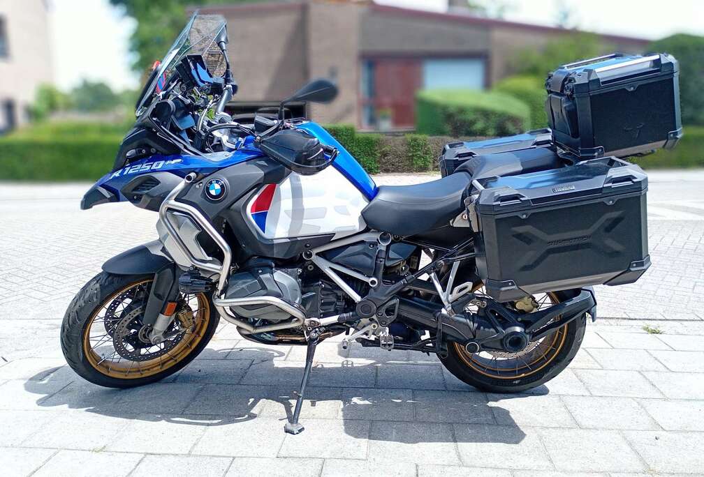 BMW FULL OPTION