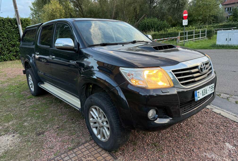 Toyota 3.0 D-4D 4WD SR EXPORT!