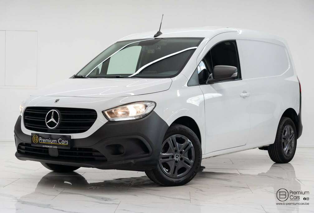 Mercedes-Benz Aut. 110cdi  Camera, zetelverwarming, Velgen