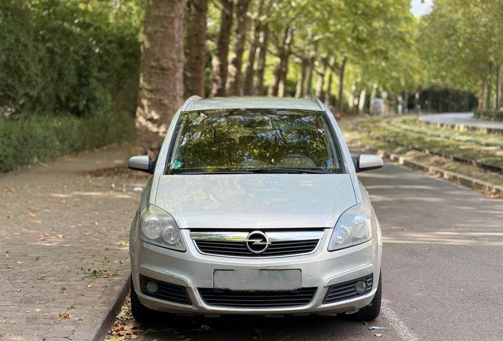 Opel  1.8 BENZINE AUTOMATIC