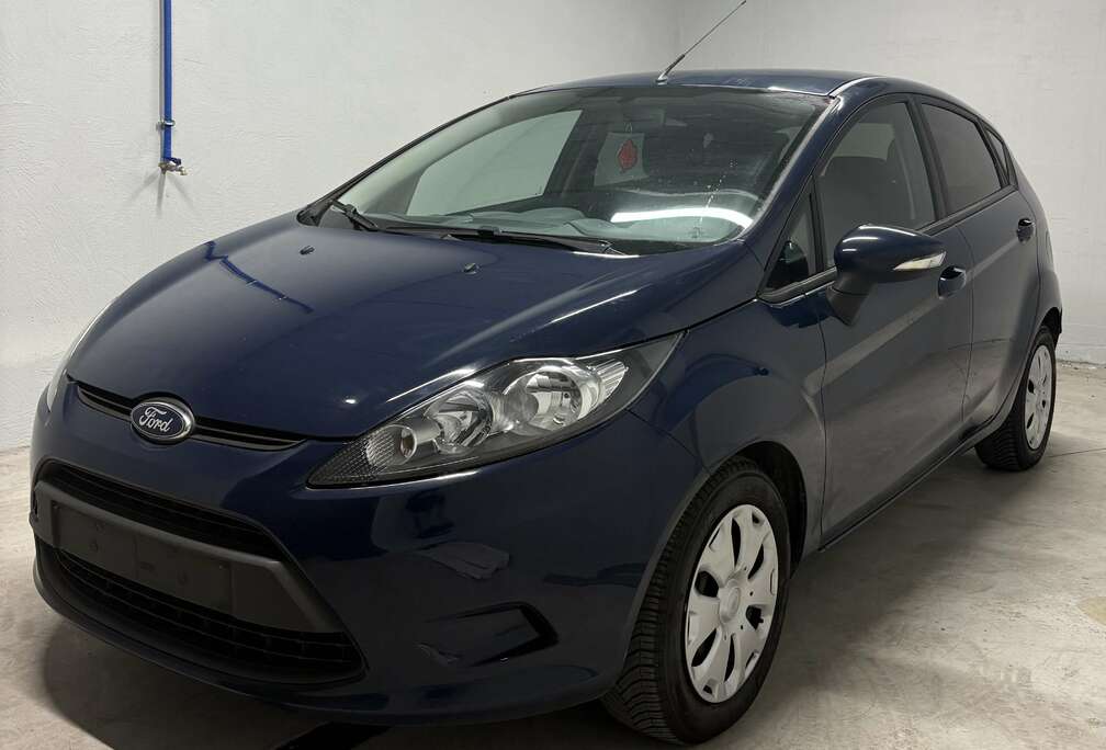 Ford 1.6 TDCi Titanium DPF// Prete A Immatricule