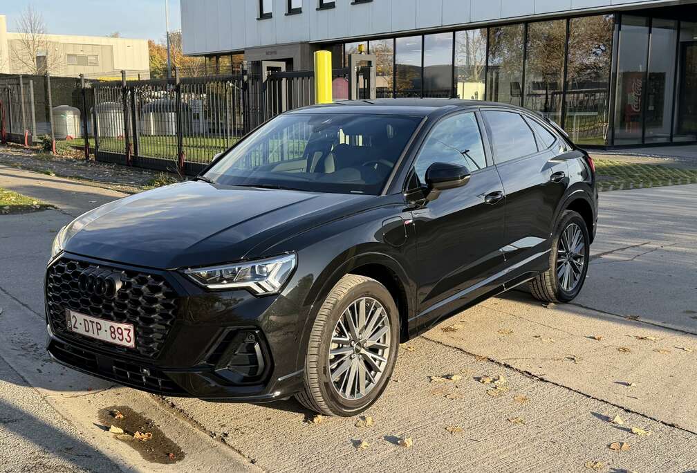 Audi Q3 45 TFSIe Sportback S tronic S line