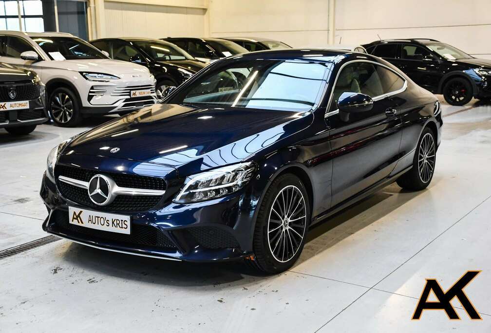 Mercedes-Benz C 180 Coupe AMG Line - NAVI / CAMERA / LEDER / PDC