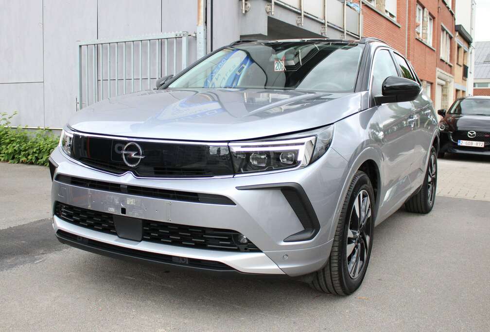 Opel 1.2i Turbo+BOÎTE AUTO+CAMERA // 19.000 Kilométres //