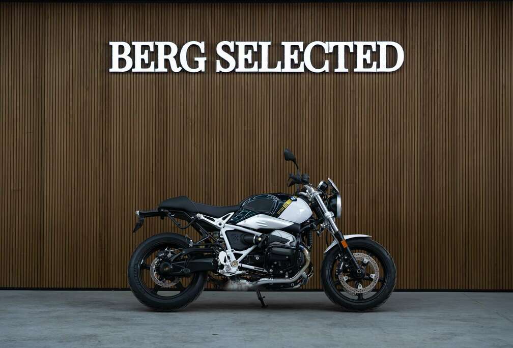 BMW Option 719 | Pure | Akrapovic | Cruise Control