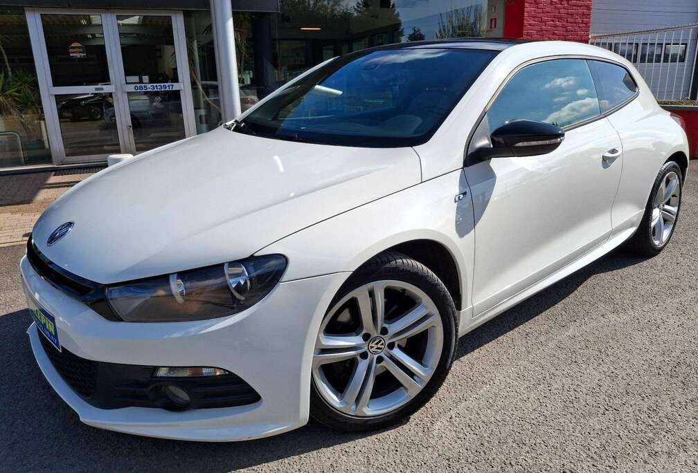 Volkswagen Scirocco 1.4TSI DSG 160cv GPS/BT/CLIM/SIEGES CH/TO PANO