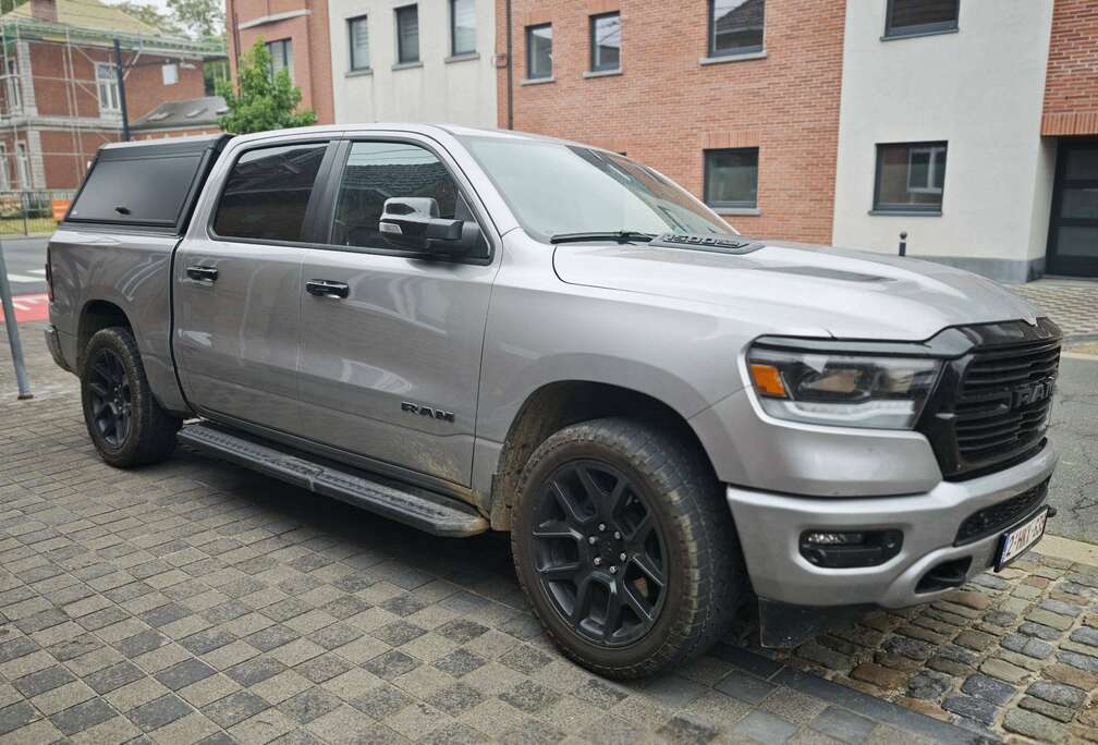 Dodge laramie