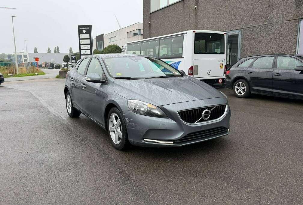 Volvo (Stock ID 14382)