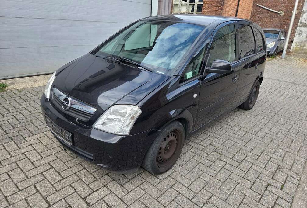 Opel 1.3 CDTI DPF Cosmo Airco Euro4