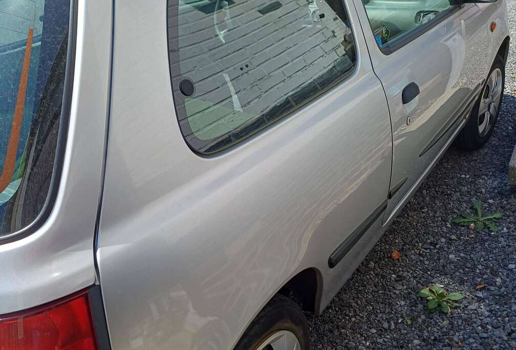Nissan 1.0i 16v Punch P/S