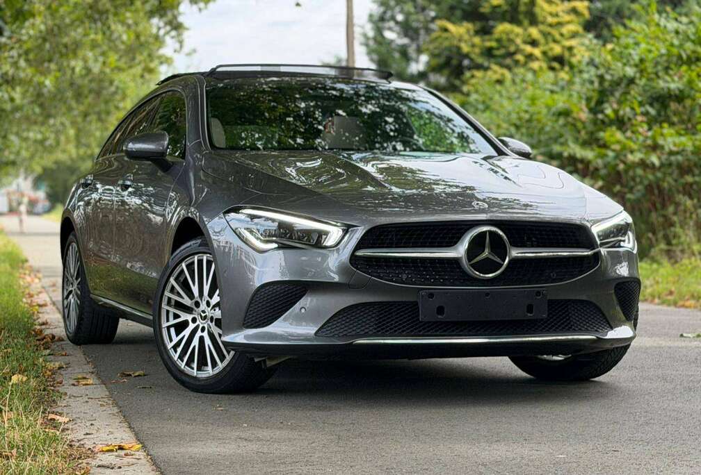Mercedes-Benz CLA 250 e PHEV AMG Line-Cuir Blanc-Toit Pano- Automatique