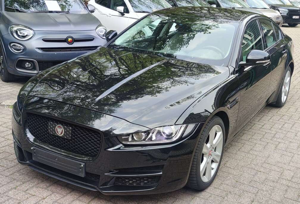 Jaguar 2.0 T Prestige (EU6.2)  137000 KM / NIEUWSTAAT