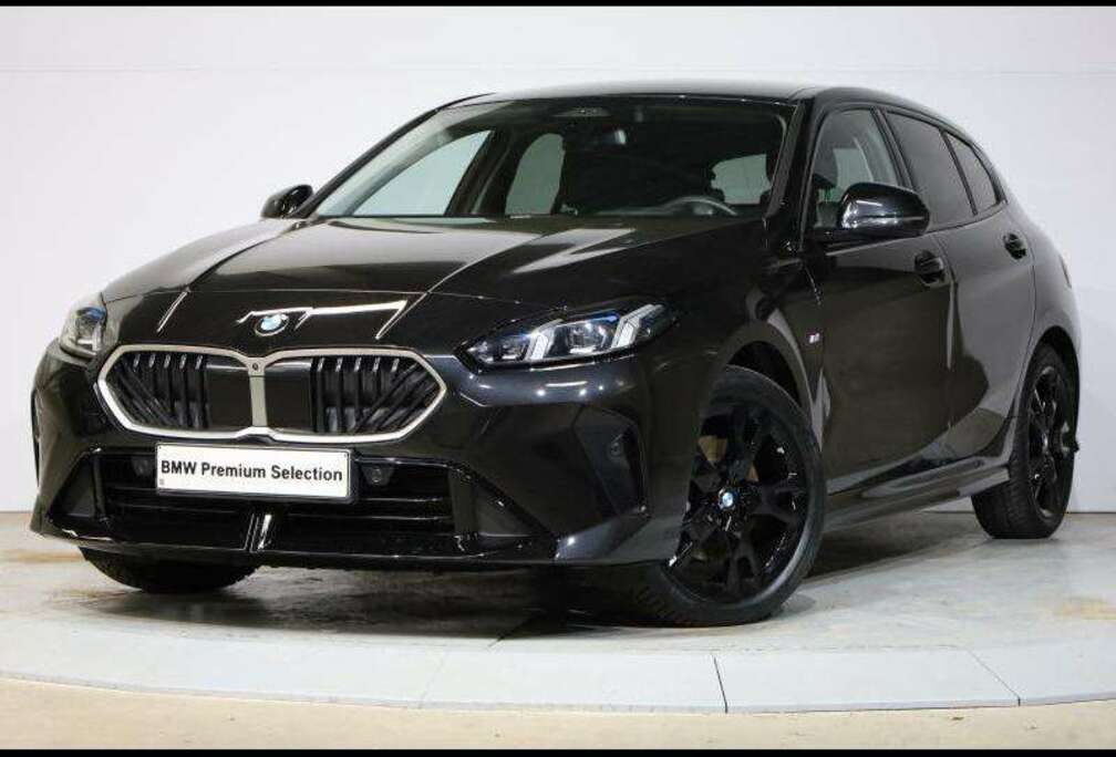 BMW Hatch M Sport Design