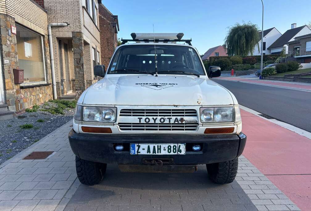 Toyota HZJ80