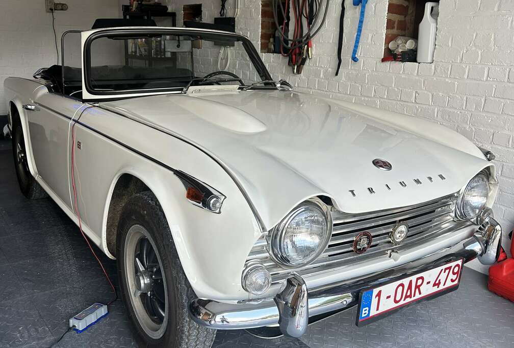 Triumph TR4A