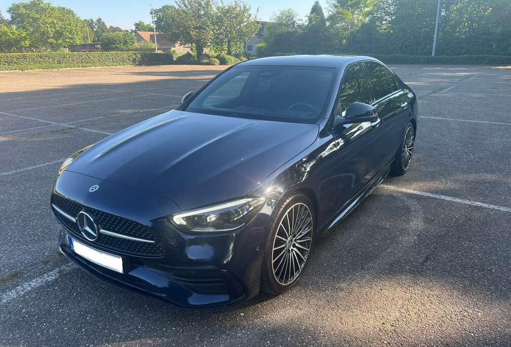 Mercedes-Benz 9G-TRONIC AMG Line