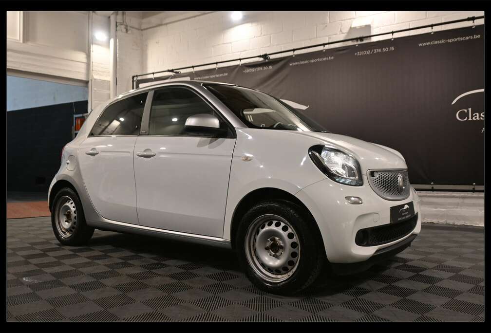 Smart Forfour 1.0i Passion / TOIT PANO / GPS NAVI / PDC
