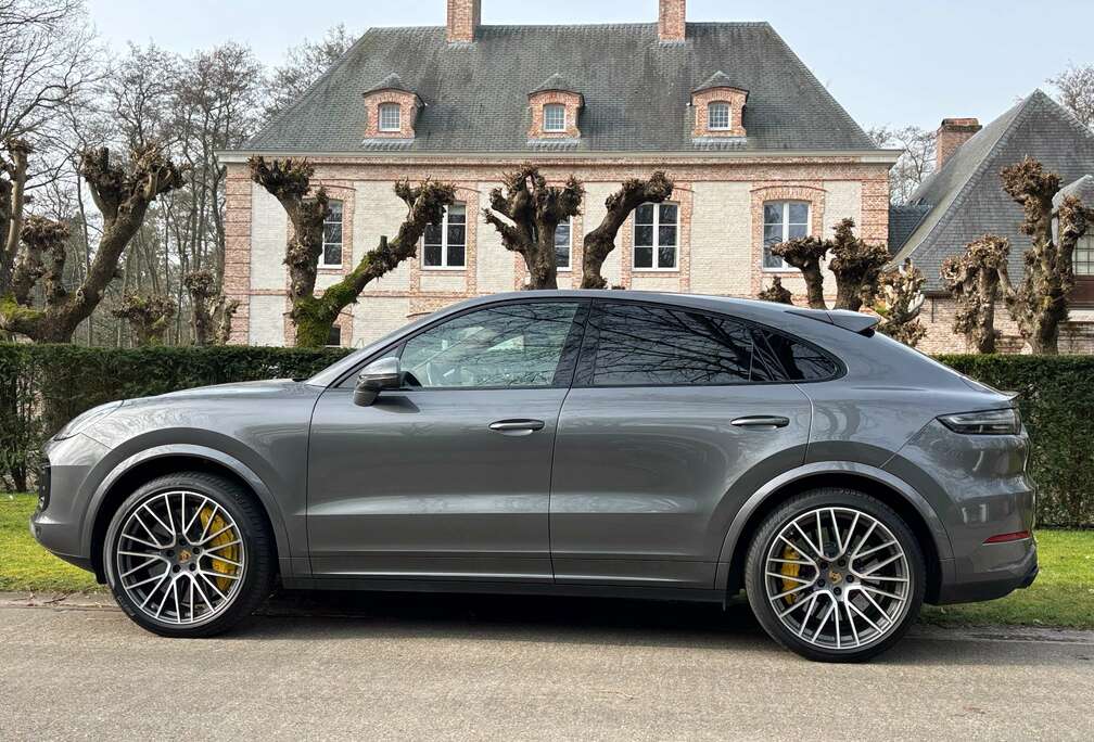 Porsche Cayenne 4.0 Bi-Turbo / Ceramic break / 22 RS