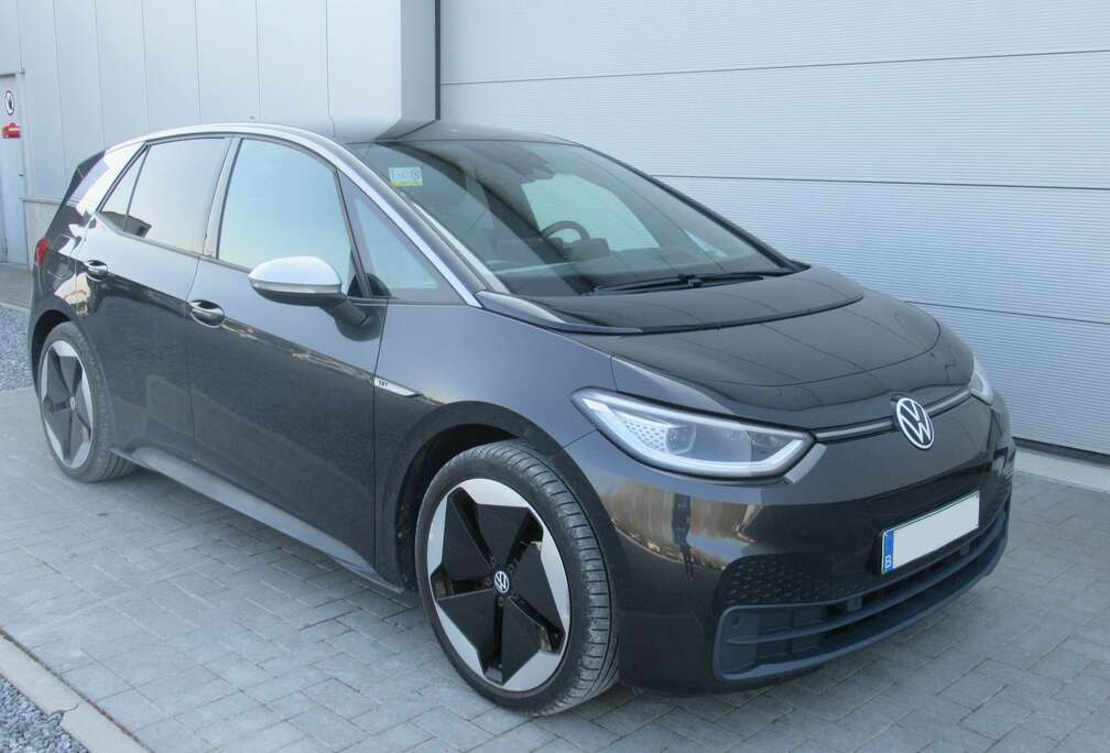 Volkswagen Pro Performance 62 kWh 1st Max € 13.990 netto Pano