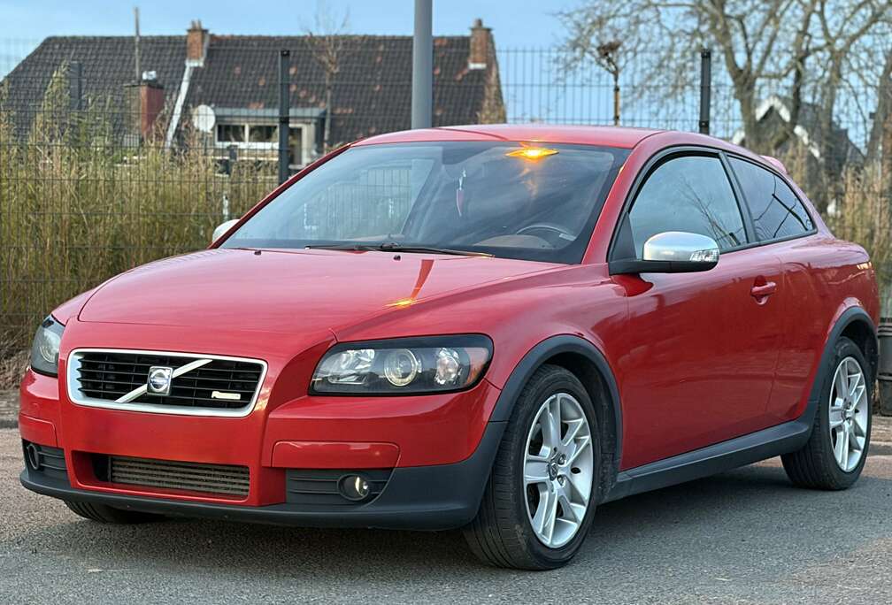 Volvo 2.0 Turbo - D Momentum Powershift